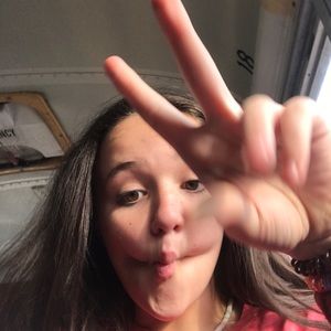 Meet your Posher, Sierra